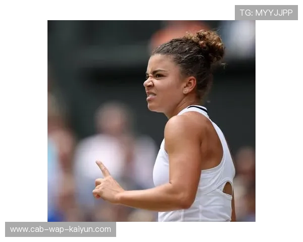 萨拉·埃拉尼和贾斯敏·保利尼在决赛中击败俄罗斯组合