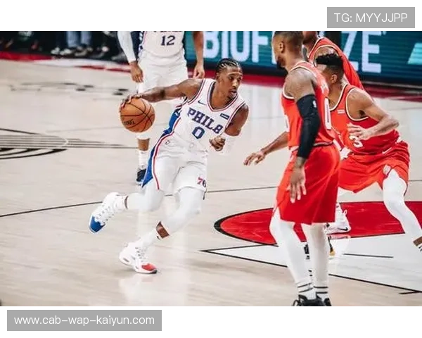 76人引入战术虚拟实景系统提升实战模拟，76人进攻战术